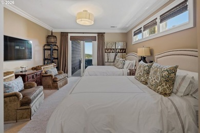 Set within Lake Oswego's coveted Village on the Lake - photo 27