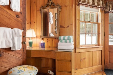 Rustic simplicity. Luxury retreatplete privacy and surrounded by - photo 33