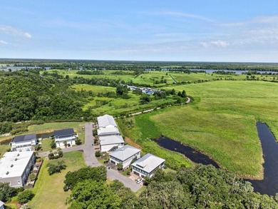 Experience uniquely spectacular views from this exceptional home - photo 9