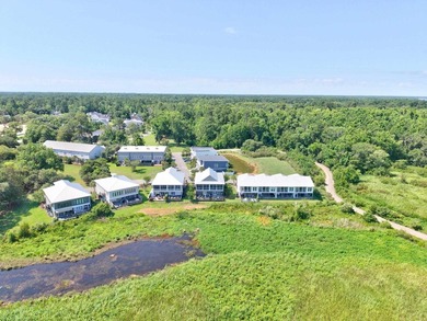Experience uniquely spectacular views from this exceptional home - photo 10