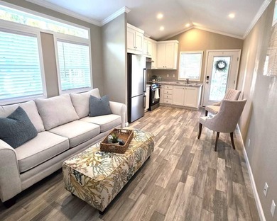 Charming Cottage in a 55+ Community - Low Maintenance & Prime - photo 8