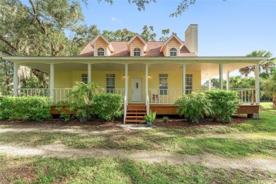 Withlacoochee River Home For Sale in Inglis Florida