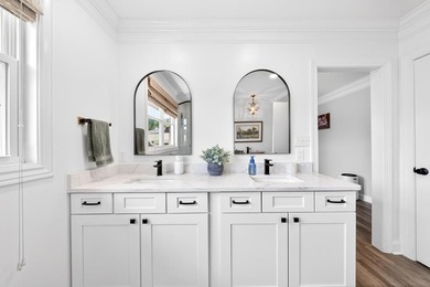 Welcome home to 416 Cumberland Rd, a beautifully updated brick - photo 27