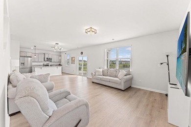 Welcome to 1015 Flintshire Drive, Myrtle Beach, SC! Built in - photo 8
