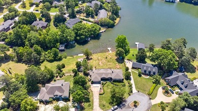 Welcome home to 416 Cumberland Rd, a beautifully updated brick - photo 41