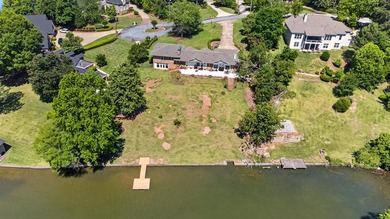 Welcome home to 416 Cumberland Rd, a beautifully updated brick - photo 44