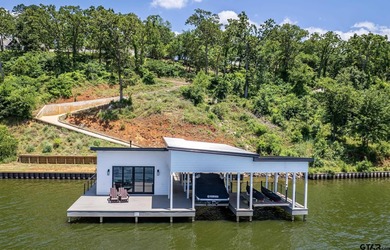 Lake Palestine Home For Sale in Bullard Texas