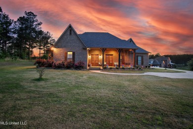 Ross Barnett Reservoir Home For Sale in Canton Mississippi