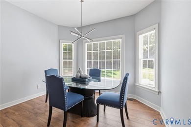 POTENTIAL 1ST FLOOR BEDROOM. Beautifully RENOVATED home - photo 13