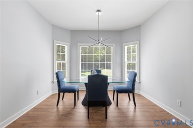POTENTIAL 1ST FLOOR BEDROOM. Beautifully RENOVATED home - photo 14