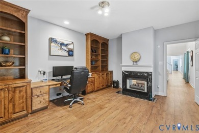 POTENTIAL 1ST FLOOR BEDROOM. Beautifully RENOVATED home - photo 23