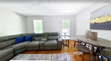 POTENTIAL 1ST FLOOR BEDROOM. Beautifully RENOVATED home - photo 24
