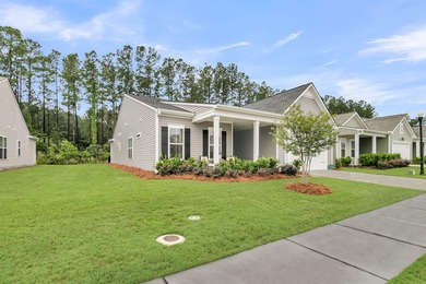 Under two-years old and impeccably-kept, this single level Mont - photo 3