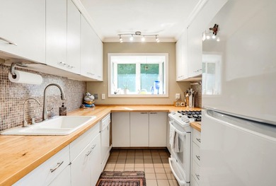 Tranquility and privacy abound in this bright, expanded Salt - photo 12