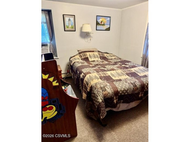 Great location, LOW taxes and many possibilities...Rare duplex - photo 14