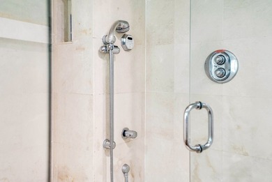 Tranquility and privacy abound in this bright, expanded Salt - photo 21