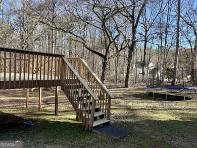 Welcome to life in Lake Redwine! This beautifully updated - photo 33