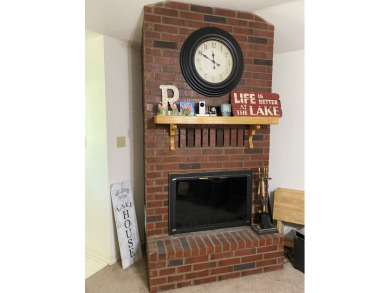 Nice Brick Home on 2 Waterfront Lots with Fishing Pier - photo 6