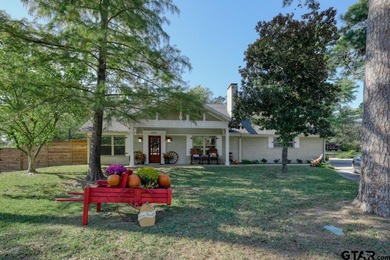 Lake Home For Sale in Hideaway, Texas