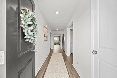 Welcome to Ridgefield, where peaceful neighborhood living meets - photo 5