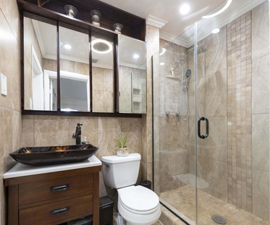 Nestled in the desirable community of Lake Clarke Shores, this - photo 31