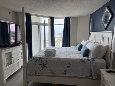 PENTHOUSE!! If you are truly looking for a unit that is - photo 4