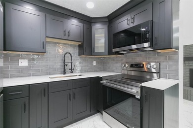 Move-in ready and newly renovated, this spacious 4-bedroom - photo 10