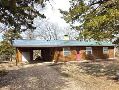 Pomme de Terre Lake Home Sale Pending in Hermitage Missouri