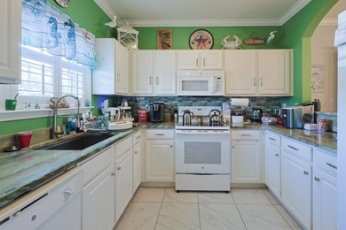 Enjoy easy first floor living in this beautifully updated 2 - photo 5