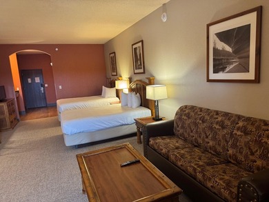 Chula Vista Studio units in this building rarely come available; - photo 3