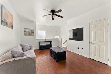 Welcome to this beautifully maintained townhome, built in 2008 - photo 6