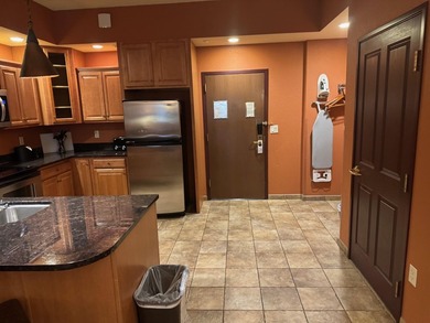 This condo is one of the larger three bedrooms (over 2,000 sq - photo 2