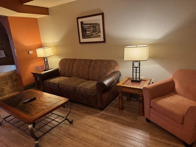 This condo is one of the larger three bedrooms (over 2,000 sq - photo 9