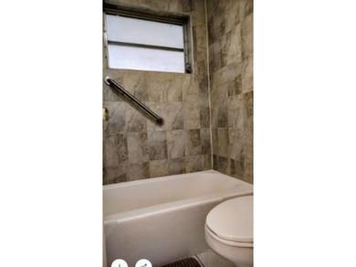 CLOSE TO THE BEACH! SELLER MOTIVATED! - Updated condo in very - photo 11