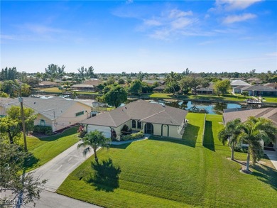 Cape Coral Lakes Area Home For Sale in Cape Coral Florida