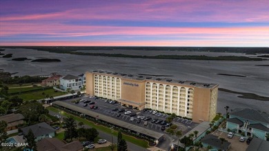 (private lake, pond, creek) Condo For Sale in Port Orange Florida