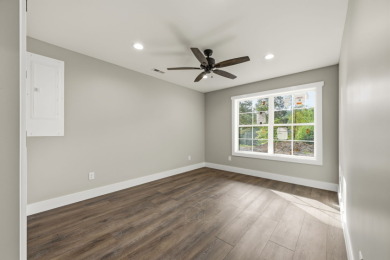 Brand New Construction in Moutardier w/Slip - photo 17