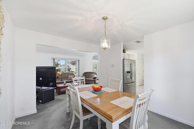 Welcome to this beautifully maintained home in Pine Lake Park! - photo 10
