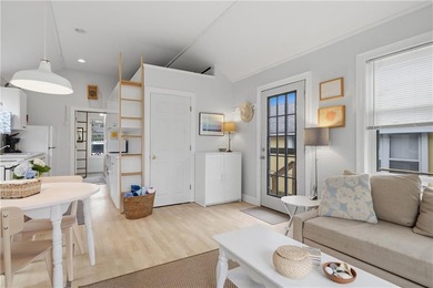 Plain and Simple...this is THE PERFECT COTTAGE in an IDEAL BEACH - photo 9