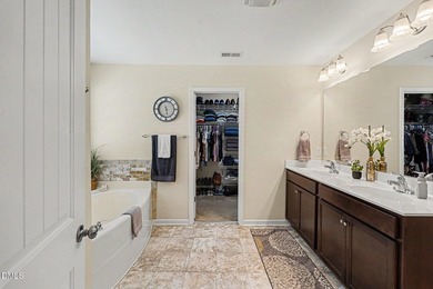 The perfect blend of comfort and modern style in the highly - photo 12