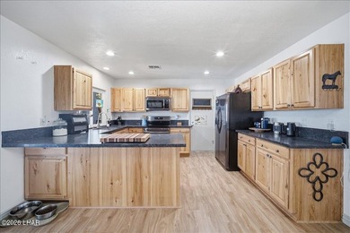 Welcome to 1857 Willow Ave, a beautifully maintained 2-bedroom - photo 14
