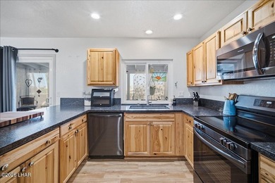 Welcome to 1857 Willow Ave, a beautifully maintained 2-bedroom - photo 16