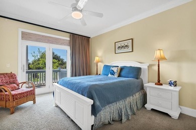 Custom built, 5BR/5BA home on the corner of Pompano, w/ ocean - photo 24