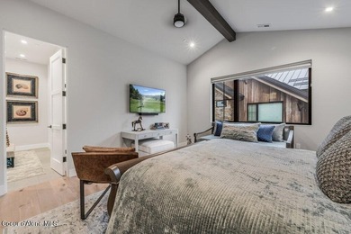BLACK ROCK FLATS AT PRESTIGIOUS BLACK ROCK. Located inside the - photo 28