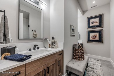 BLACK ROCK FLATS AT PRESTIGIOUS BLACK ROCK. Located inside the - photo 29