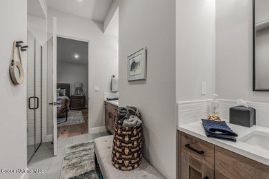 BLACK ROCK FLATS AT PRESTIGIOUS BLACK ROCK. Located inside the - photo 30