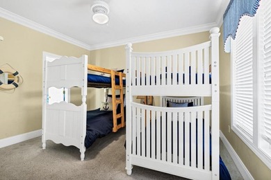 Custom built, 5BR/5BA home on the corner of Pompano, w/ ocean - photo 31