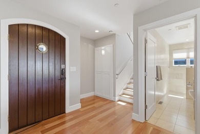 Properties like this rarely come to market. Built and completely - photo 31