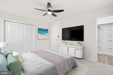 Perfect for Retirees or First-Time Buyers - Water views just - photo 34