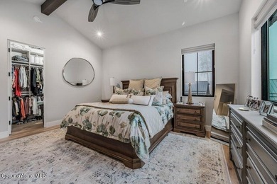 BLACK ROCK FLATS AT PRESTIGIOUS BLACK ROCK. Located inside the - photo 39
